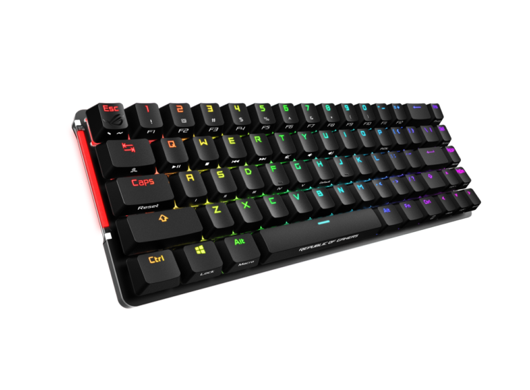 ASUS ROG Falchion NX recensione: la tastiera gaming wireless 65% con pannello touch laterale